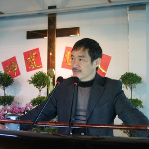 湖南教会陈郅牧师主日证道中回应“反同”事件