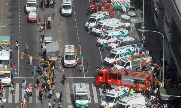 阿根廷列车出轨致49人死亡 3名中国人受轻伤